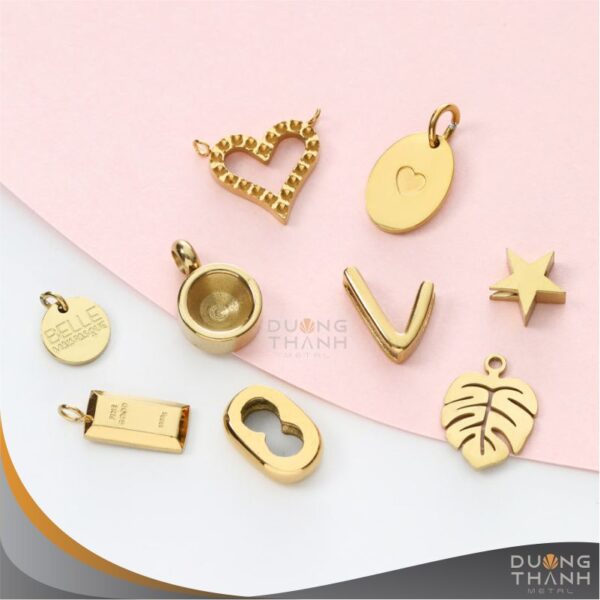 Charm kim loại