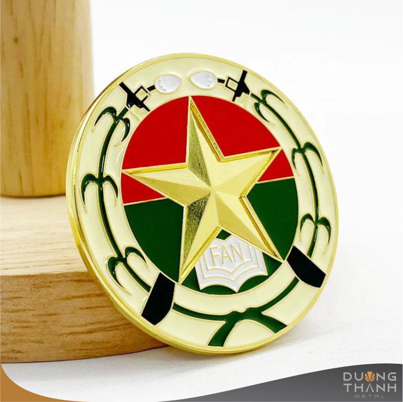 huy hieu pin cai ao kim loai 004