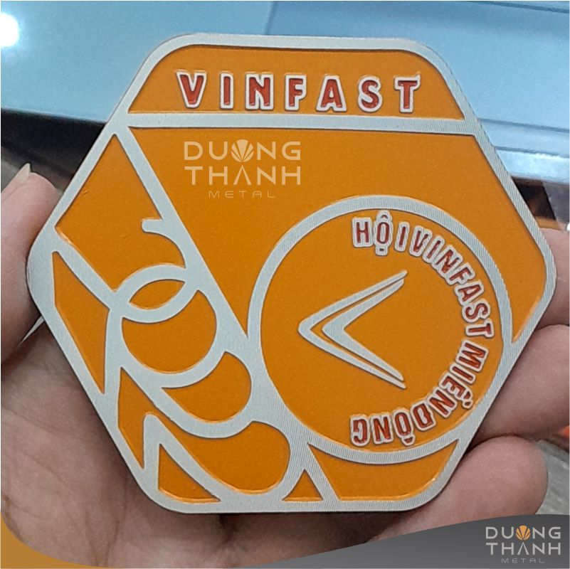 tem kim loai tai tphcm 011